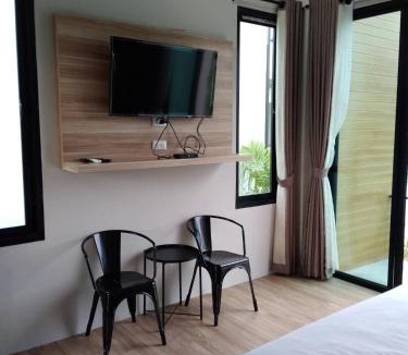 Pong Nam Ron Hotel | Pailin Place