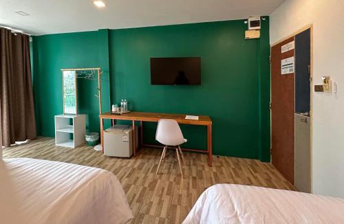 Makham Tia Hotel | Plernpetch Hotel