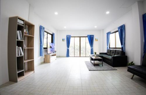 Nanai Road Hotel | Grand View Premium