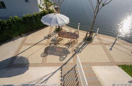 Sai Noi Hotel | Saksiam Valley