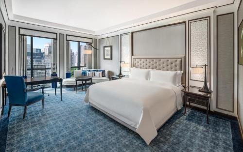 Ploenchit Hotel | The Athenee Hotel, a Luxury Collection Hotel, Bangkok