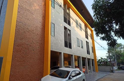 Nai Mueang Hostel | Bearry Loft