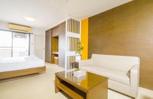 Ratchadaphisek Apartment | Sitara Place Serviced Apartment & Hotel