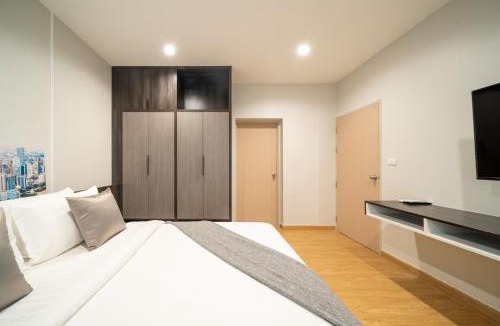 Ratchathewi Hotel | College Haus Rangnam