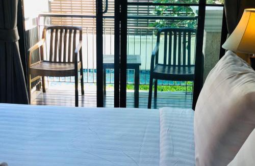 Phlabphla Hotel | Yotaka Bangkok Hotel