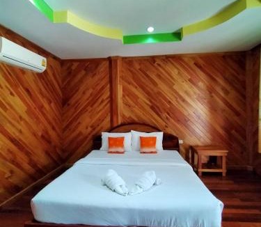 Khao Saming Resort | Palmsuay Resort