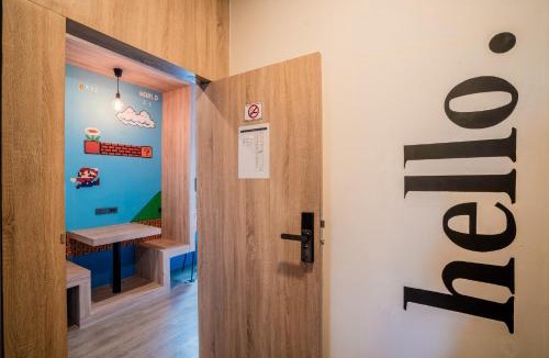 Downtown Hat Yai Apartment | TK Bed
