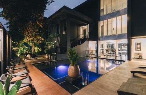 Wua Lai Hotel | iWualai Hotel