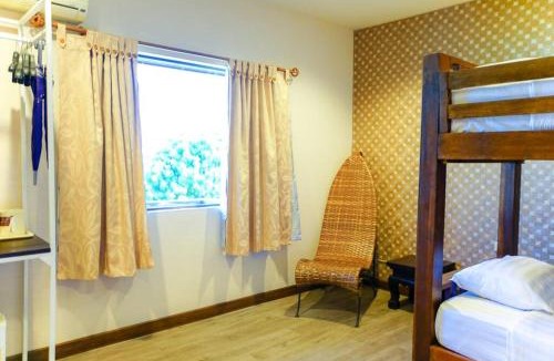 Old City Apartment | Family Room for 5 pax near Thapae Gate