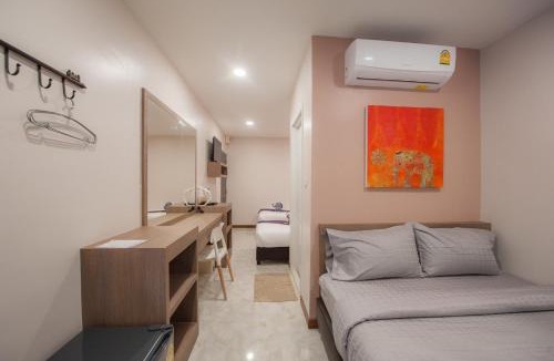 Talat Yot Hostel | The Moon Night Hotel