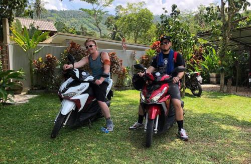 Na Thon Hostel | Baan Hinlad Home and Hostel