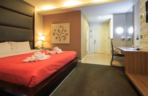 Nai Mueang Hotel | Kwan Ruen Park