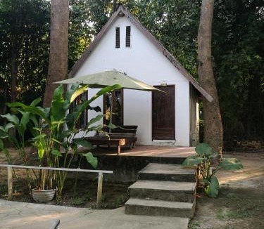 Uthai Thani Resort | River Marina Resort