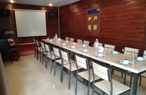 Mae Pim Hotel | Pimpimarn Hotel