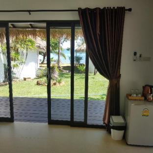 Ko Chang Resort | Sunrise Beach Resort