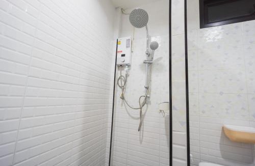 Ban Chang Bed & Breakfast | Nararin Garden House