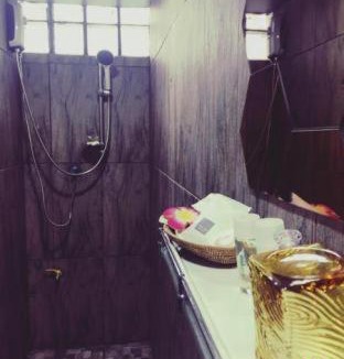 Ban Phan Thom House | 4J Lodge