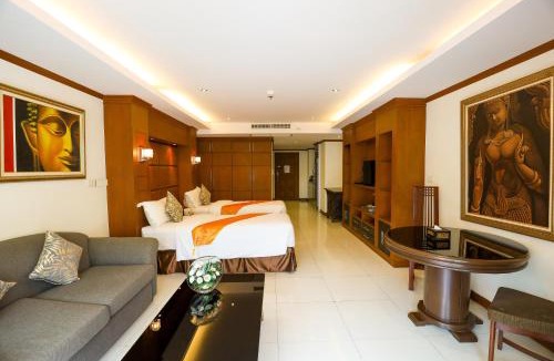 Pratumnak Hill Hotel | Tara Court Condo