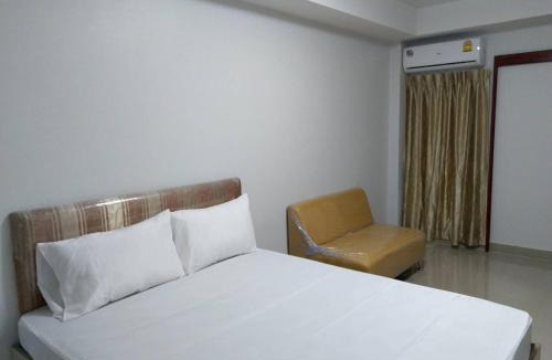 Din Daeng Hotel | Roseate Bangkok Hotel
