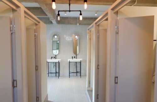 Chana Songkhram Hostel | Bedspread Hostel