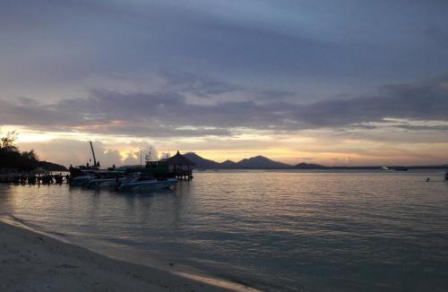 Rayong House | Minnie Seaview Resort