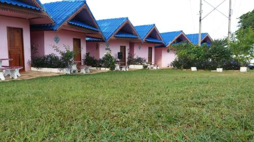 Wiang Kaen House | Banphakphuchifah Resort