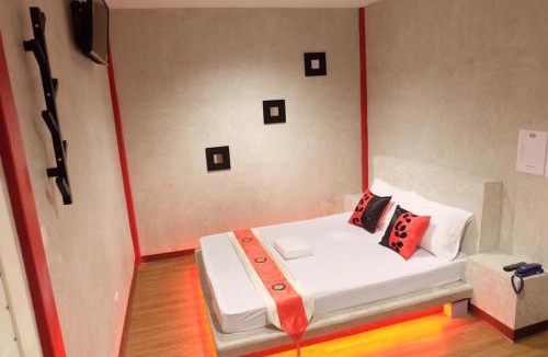 Bang Phli Resort | Love Box Resort