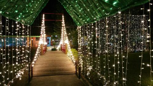 Kaeng Krachan Resort | Baanraisooksangchan