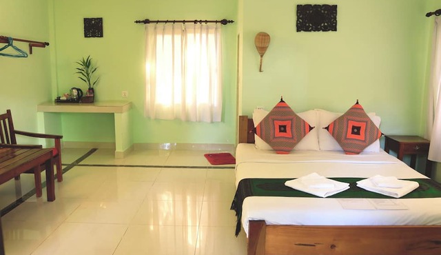 Bird of Paradise Bungalows in Kep