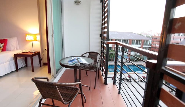 Paradise Hotel