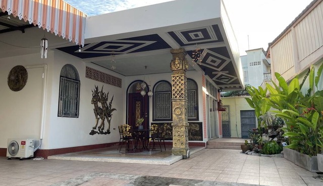 Lotus House Phuket in Phuket