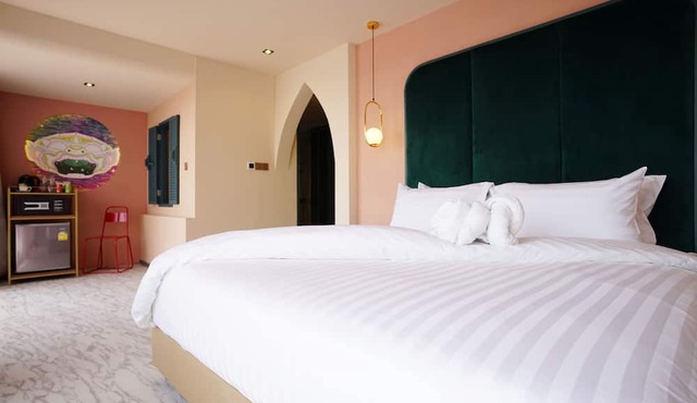 4 Monkeys Hotel in Bangkok