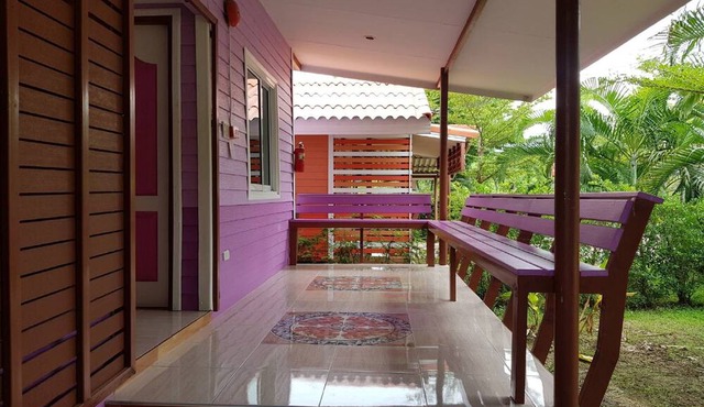OYO 75352 Hotel Family House And Resort Phetchaburi