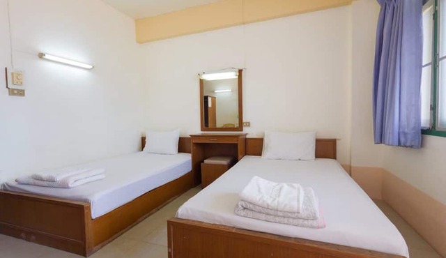 Mont Talay Hotel in Prachuap Khiri Khan