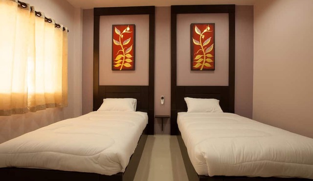 Chiang Kham Grand Villa