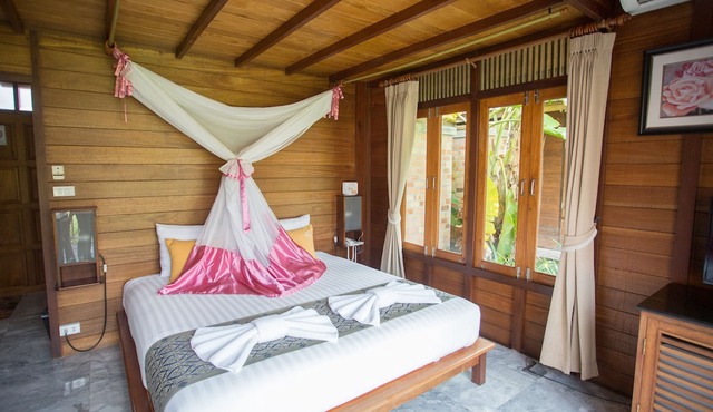 Rice Farm Villa Suratthani