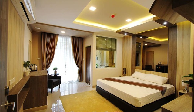 The Contrast i Hotel