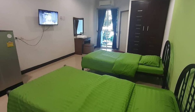 Thanarom Place in Phan Thong