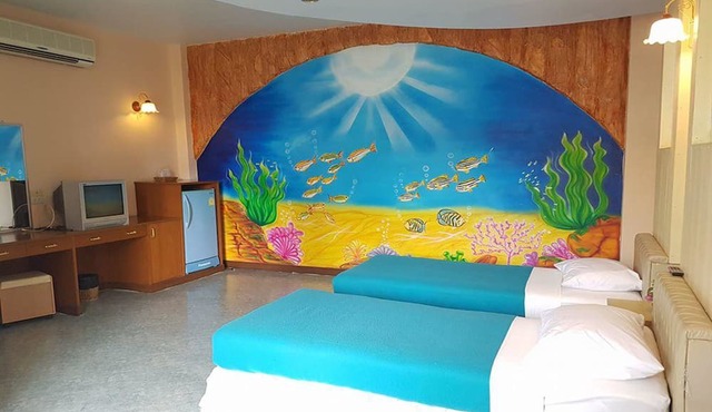 Rai Fhun Pen Jing Resort