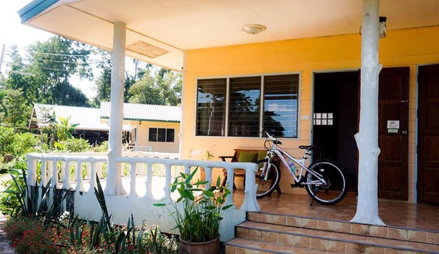 Country Lake Nature Lodge