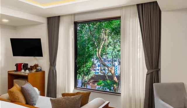 Avani Ao Nang Cliff Krabi Resort