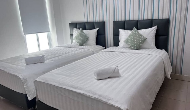 Malizon Hotel & Residences