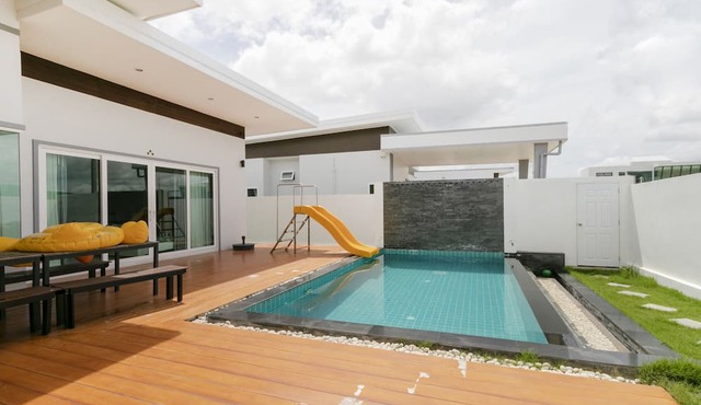 CAPITAL O1009 Leleaf Valley Pool Villa Resort Hua Hin