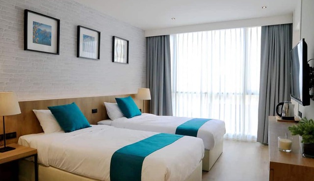 B Stay Hotel