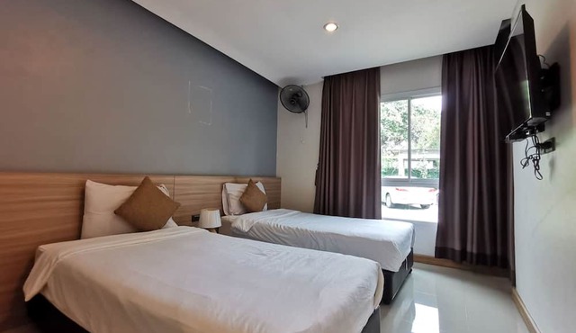 Smile Resort Sriracha in Si Racha