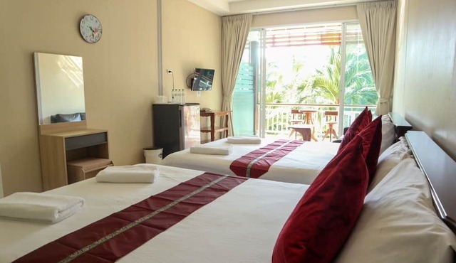 Baansuan Aokhai Beach Resort in Klaeng