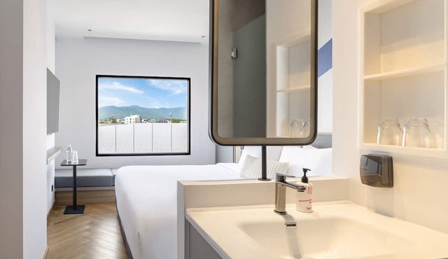 Bedz Hotel Ban Bueng