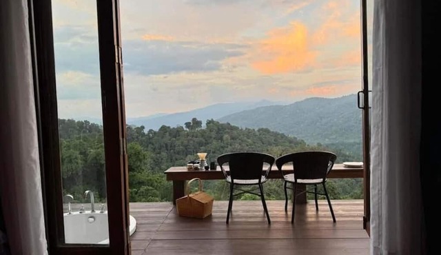 Thammachart The Nature
