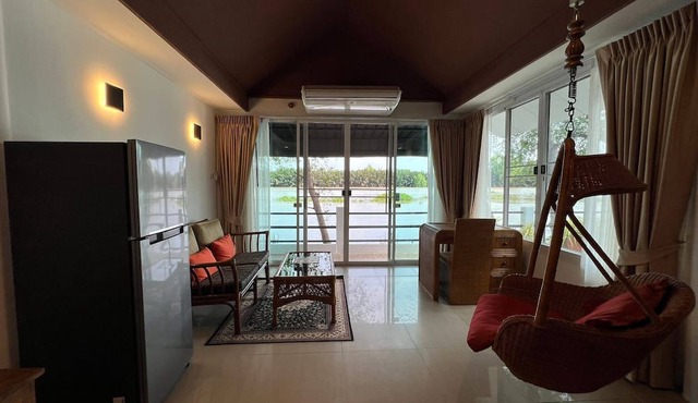 Room-rainbow Arokaya Holistic Longevity