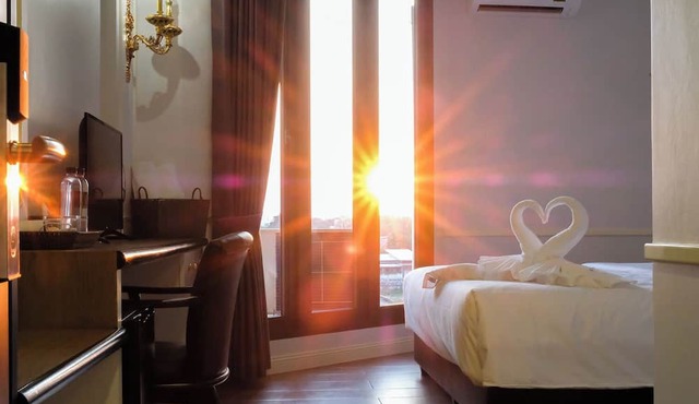 The MACEO Hotel
